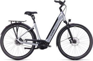 Cube vélo de ville puissant et confortable