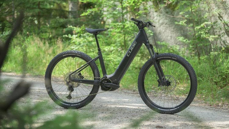 Meilleur VTT suspendu pas cher fiable meilleurs VTT électriques 2025 puissance moteur vélo électrique