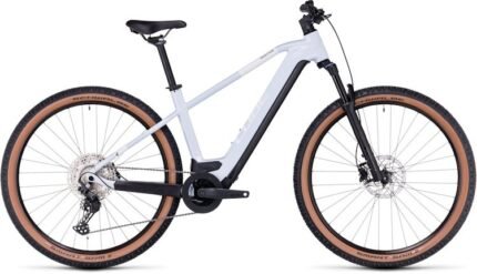 Vtt électrique Cube reaction hybrid flashwhite´n´black 750 wh